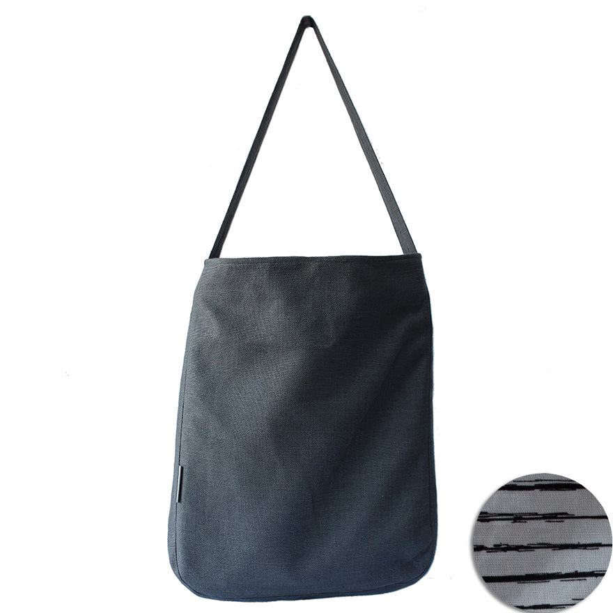 Studio Tuk - Shopping Bag - Black Stripes